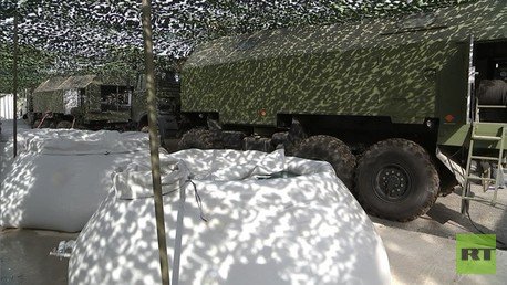 VIDEO: Militares rusos revelan cómo limpian el agua en su base aérea en Siria 
