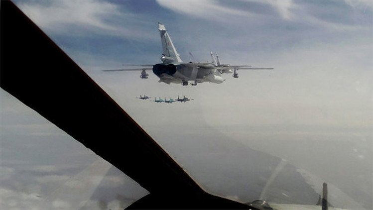 Bombarderos rusos 'profundizan' su éxito en Siria: llega la hora de las bombas antibúnker