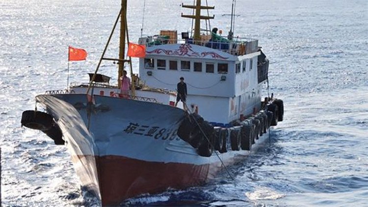 "Hombrecillos azules" desafían a la Armada de EE.UU. en el mar de la China Meridional