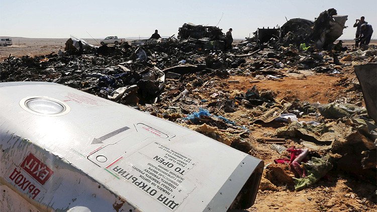 Publican una foto por satélite del lugar donde se estrelló el A321 en Egipto
