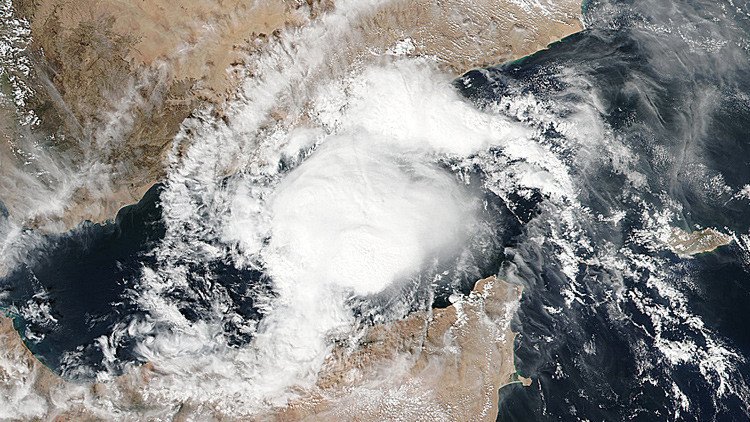 Sin precedentes: segunda gran tormenta avanza a toda velocidad hacia Yemen en una semana