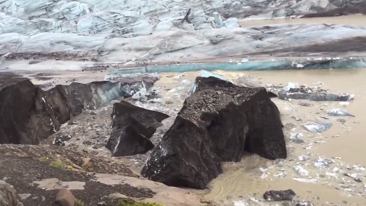 Naturaleza impresionante: así nace un iceberg