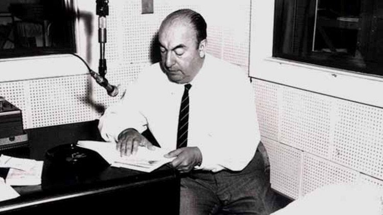 Nuevo libro sobre Neruda: El 'príncipe de los poetas' habría sido asesinado