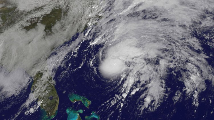 El huracán Kate se enfurece: las Bermudas podrían ser su próxima víctima