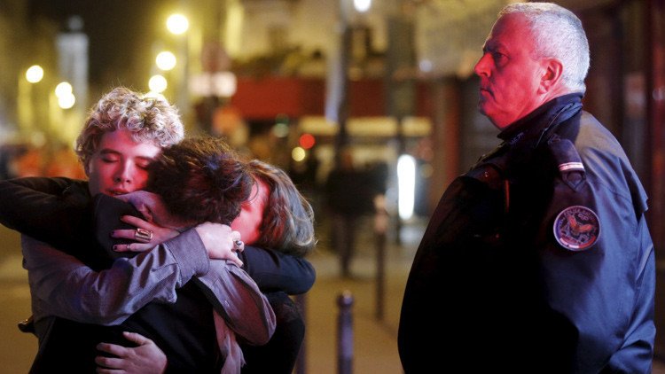 'Paz para París': una imagen simbólica que conmemora la tragedia en Francia se vuelve viral