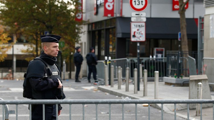 Un suicida tenía boleto para entrar al Stade de France e intentó entrar a él