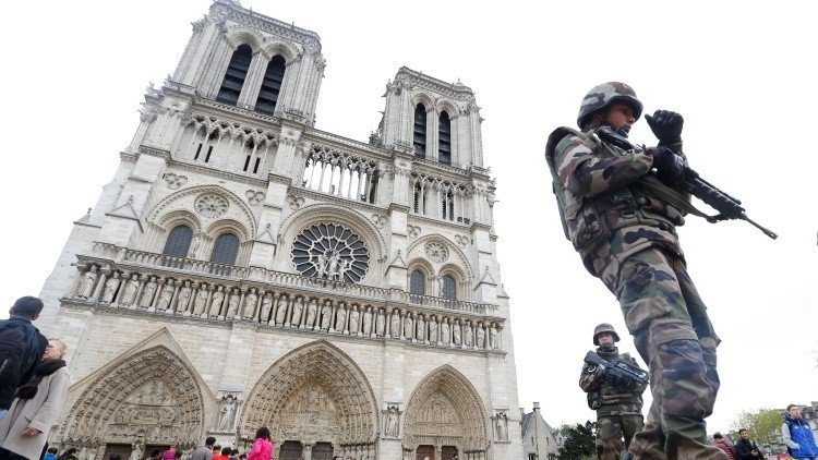 ¿Cómo funciona el estado de emergencia en París?