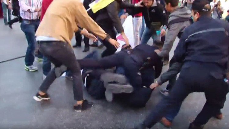 Video: Decenas de arrestados en una protesta contra la Cumbre del G20 en Turquía
