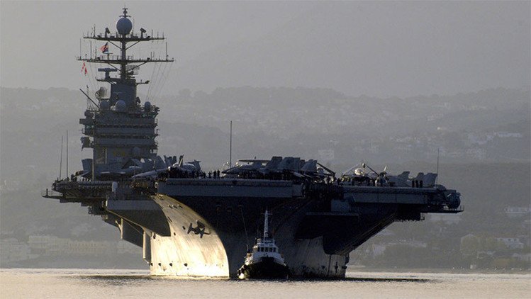 EE.UU. despliega su portaviones Harry Truman para luchar contra el EI