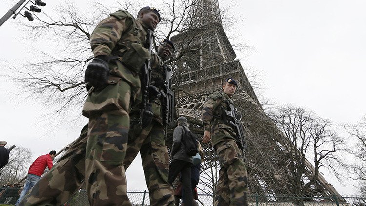 Francia pide a la UE ayuda en las operaciones militares en el extranjero