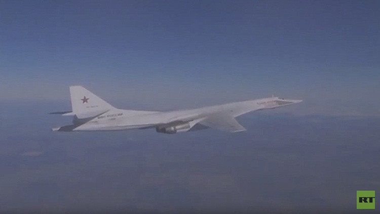 Rusia lanza sus bombarderos estratégicos contra el EI por primera vez