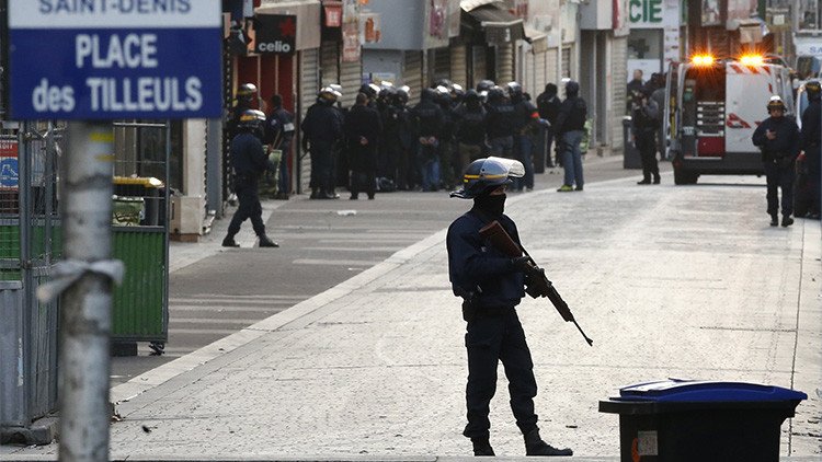 Francia: Un sospechoso se da a la fuga durante la operación antiterrorista en París