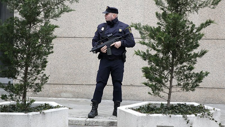 La Policía española busca un Citroen donde podría ir uno de los terroristas de París