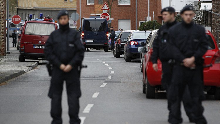 La Policía belga lanza 6 redadas para capturar a uno de los terroristas de París