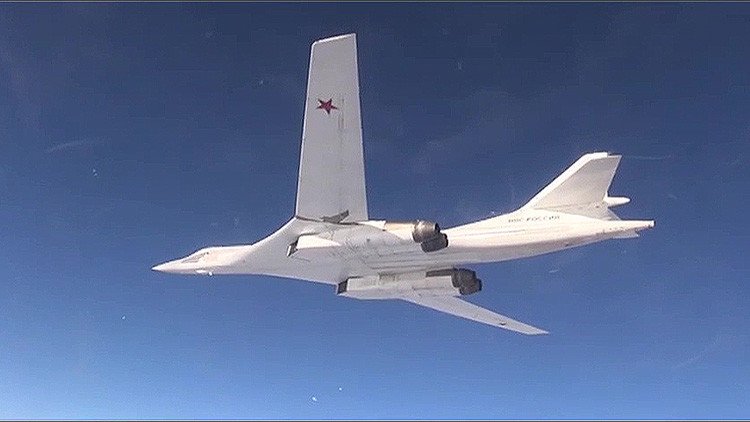 Los ataques aéreos masivos de Rusia destruyen completamente el cuartel general del EI en Homs