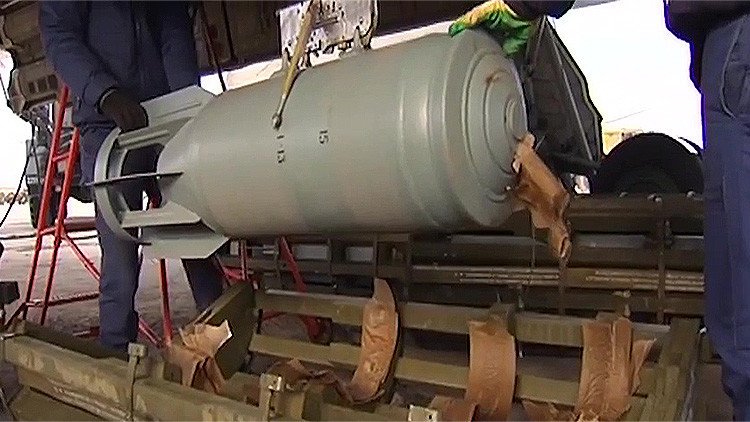 Golpe implacable: Rusia lanza más de 100 misiles de crucero y 1.400 toneladas de bombas en Siria