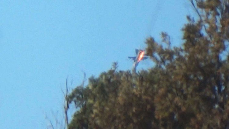 Nuevo video: La caída del avión ruso vista desde las posiciones de los rebeldes en Siria
