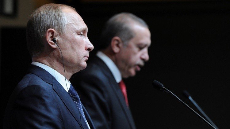 "El último clavo en el ataúd": ¿Qué arriesga Turquía tras derribar al avión ruso?