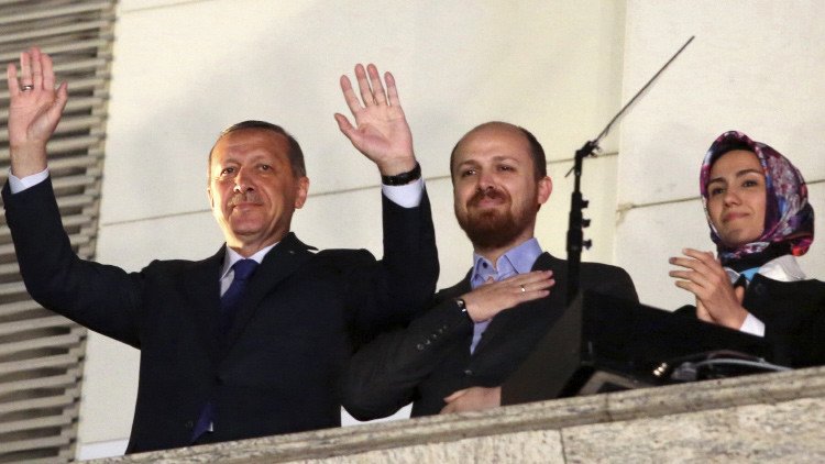 Bilal Erdogan, el hijo del presidente turco involucrado en negocio petrolero con el Estado Islámico 