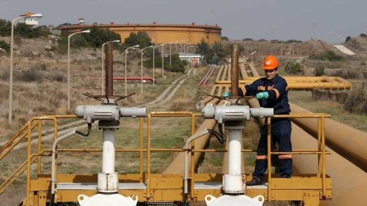 Medios alemanes: "Rusia tenía razón sobre el comercio de petróleo entre Turquía y el EI"