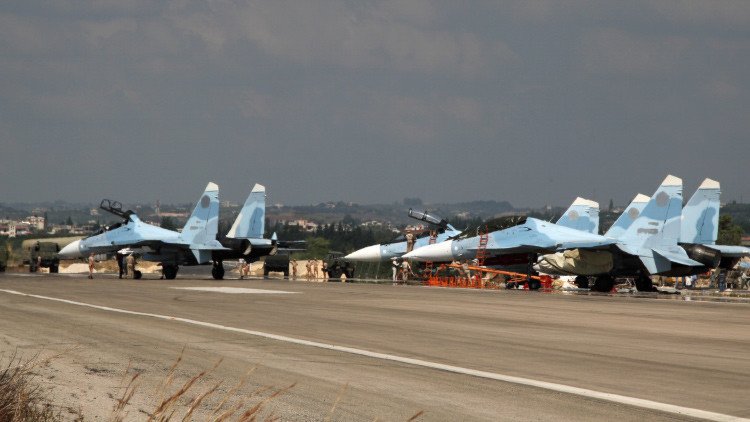Por tierra, mar y aire: Aviación rusa en alta disposición de combate en Siria tras derribo del Su-24