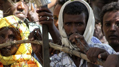Todo lo que quieran: Europa ofrecerá becas y dinero a África para detener el flujo migratorio