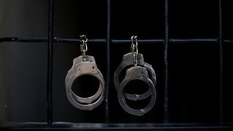EE.UU.: un exdelincuente debe 21.000 dólares al Estado por las noches que pasó en la cárcel