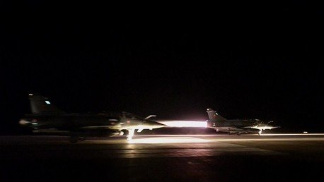 Nuevo video muestra a cazas de Francia despegando antes de bombardear el EI