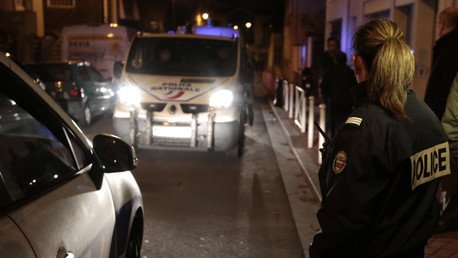 Hallan un cinturón explosivo sin detonador en las afueras de París