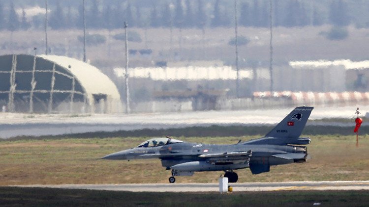 Seis cazas de la Fuerza Aérea turca violan el espacio aéreo griego durante 30 minutos