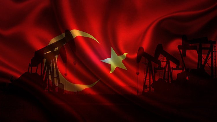 "Una banda de delincuentes y la élite turca roban el petróleo en Siria a escala industrial"
