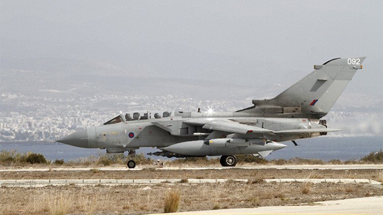 Aviones de Reino Unido se dirigen a Siria para bombardear al Estado Islámico