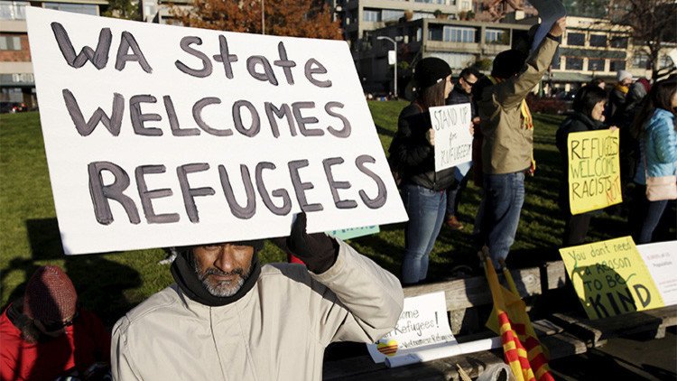 Texas demanda al Gobierno de EE.UU. para bloquear el reasentamiento de 6 refugiados sirios en Dallas