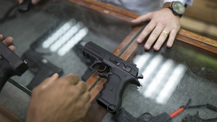 El FBI realiza un número record de revisiones de antecedentes a compradores de armas