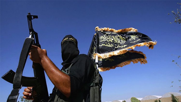 "¿Quién llamará al Estado Islámico?": Moscú sugiere a Londres que contacte con sus socios en Siria