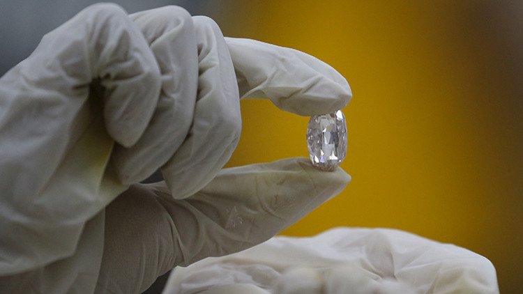 ¿Revolución en joyería?: Ya se puede crear diamantes a temperatura ambiente