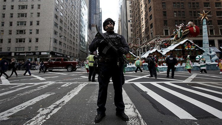 Jefe de policía del estado de Nueva York tras los tiroteos: "Lleven su arma de fuego"