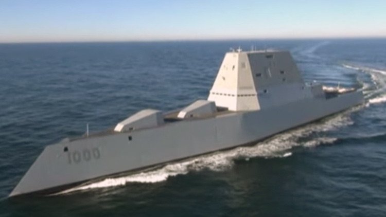 Video: Así navega el destructor más grande jamás construido por EE.UU.