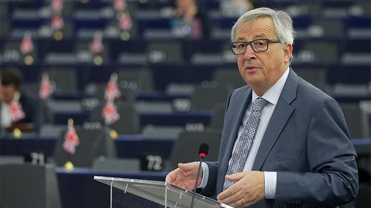 Juncker: "No hemos superado la crisis económica"