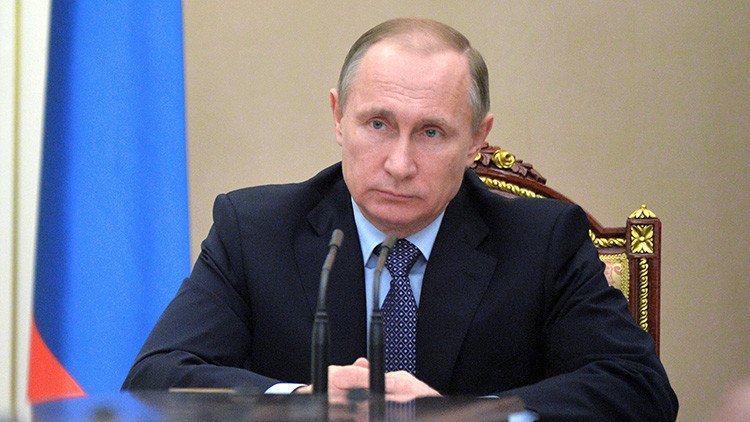 Putin: "Rusia y EE.UU. tratan de hallar una salida a las crisis más complejas"