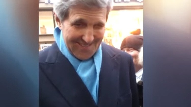 Video: La pregunta de un niño ruso que desconcertó a John Kerry