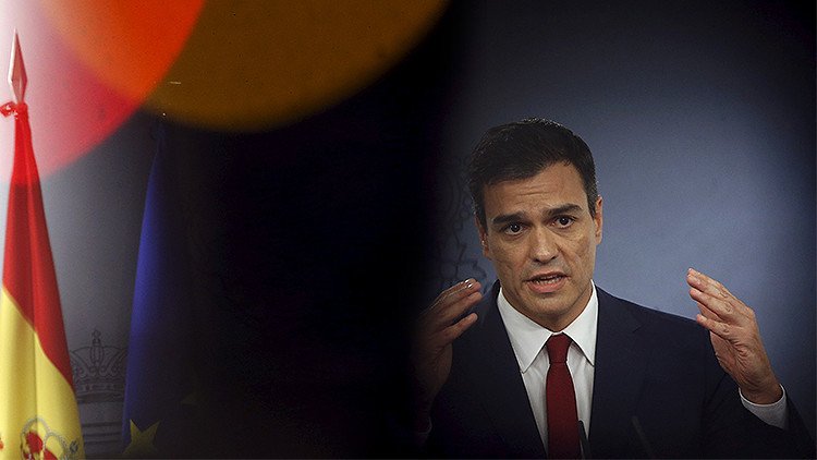 Pedro Sánchez: "Rajoy se ha convertido en un problema para la democracia"