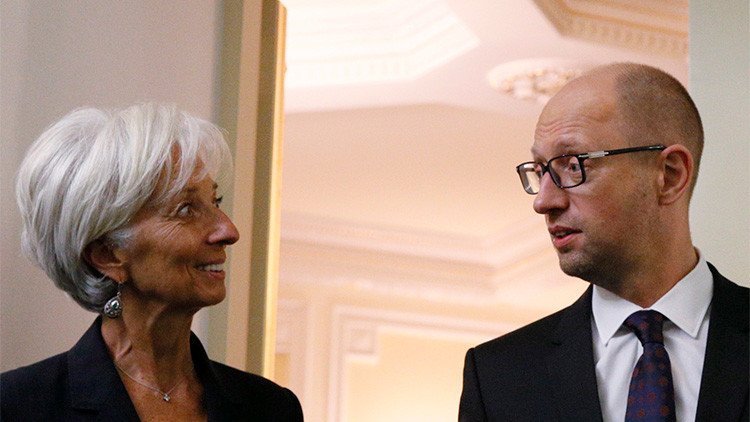 El FMI amenaza a Ucrania con suspender los programas de préstamos