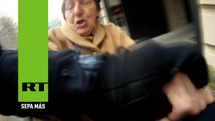 Una anciana es brutalmente reducida por cruzar un semáforo en rojo en Croacia