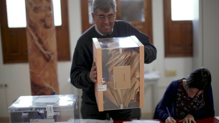 Fotos: Los votos nulos más ingeniosos de las elecciones generales de España