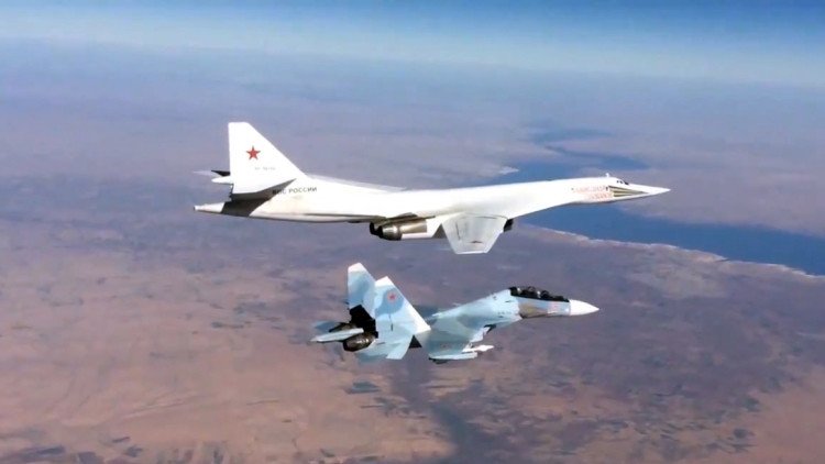 Comandante en jefe de la Fuerza Aérea rusa: "Nunca hemos bombardeado a civiles en Siria"