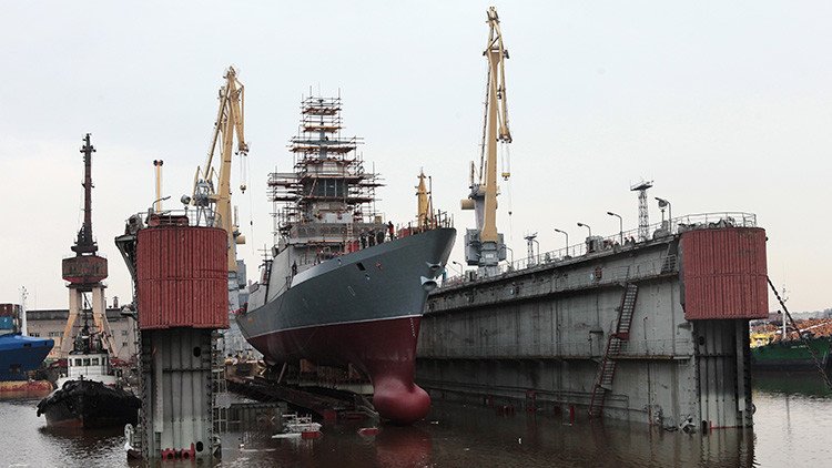 Rusia lanza una serie de pequeñas corbetas con poderosos misiles de crucero