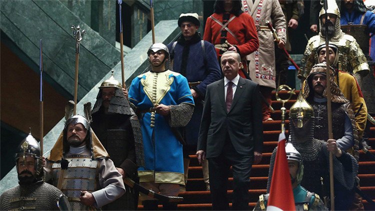 "Erdogan desea revivir la herencia colonial del Imperio otomano"