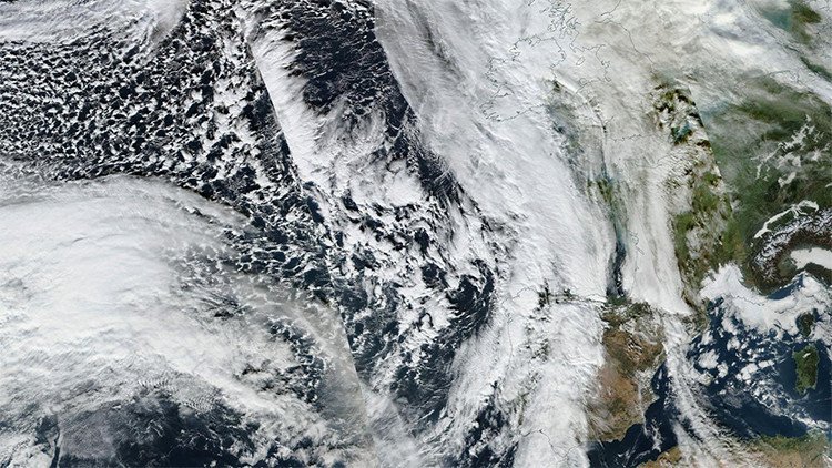 Una tormenta "monstruosa" en el Atlántico calentará el Polo Norte  