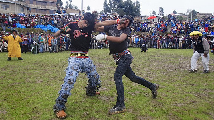 Dulce... y Dolorida Navidad: Takanakuy, la tradición peruana que se celebra a golpes (fotos)